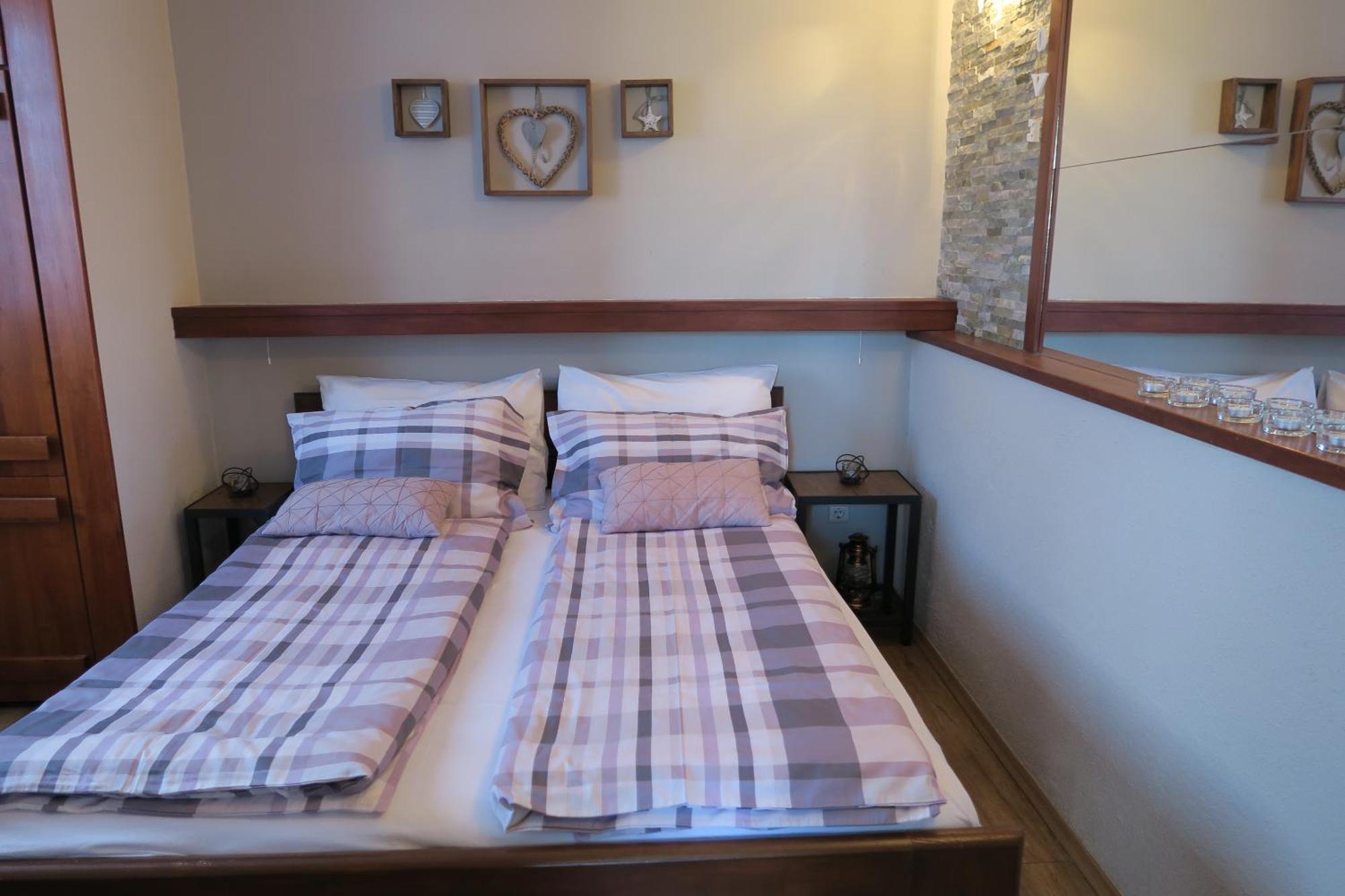 Apartments And Rooms Stefanac Слунь Екстер'єр фото