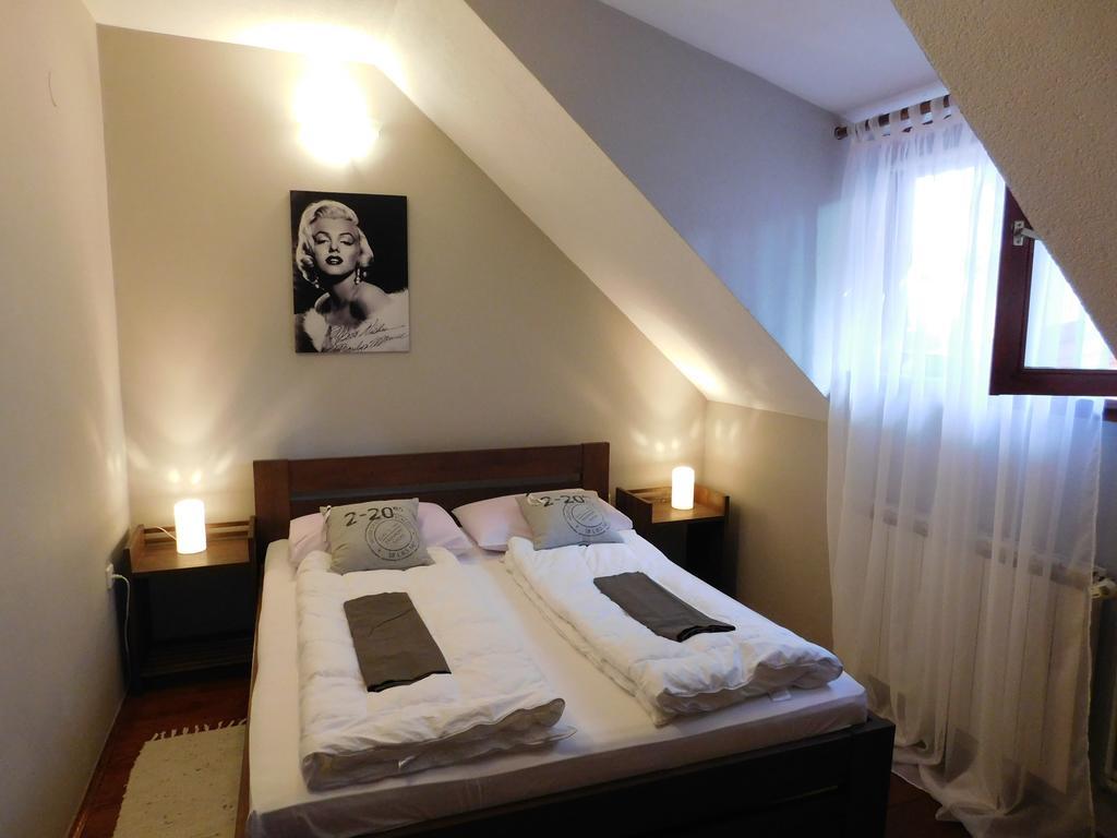 Apartments And Rooms Stefanac Слунь Екстер'єр фото