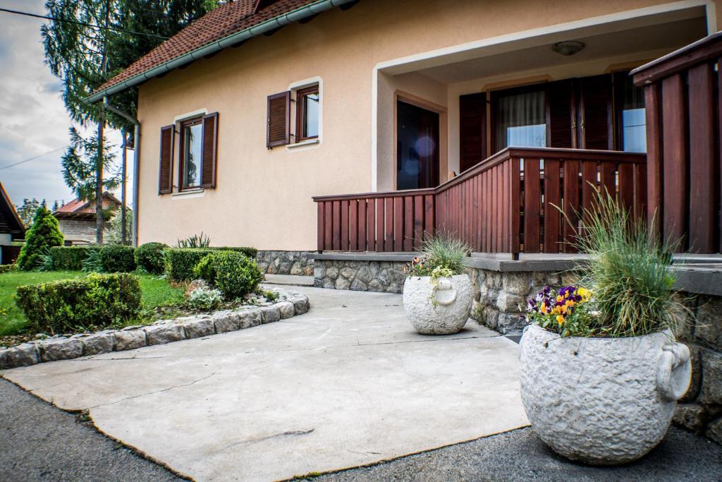 Apartments And Rooms Stefanac Слунь Номер фото